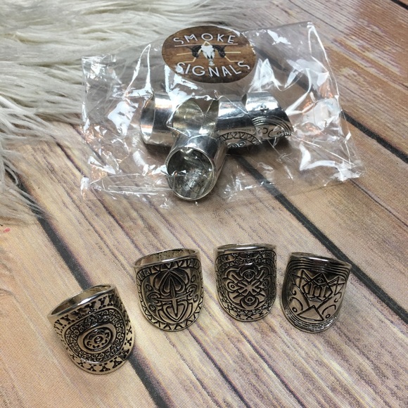 Smoke Signals | 4pc Silver Gypsy Boho Ring Set - Picture 3 of 4